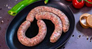 Bajor grillkolbász juhbélben